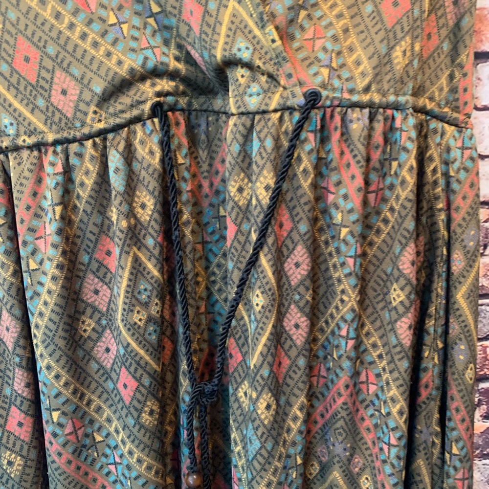 Betsey Johnson sleeveless dress - Picture 3 of 5